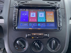 Volkswagen Jetta Comfortline (13 foto / 15)