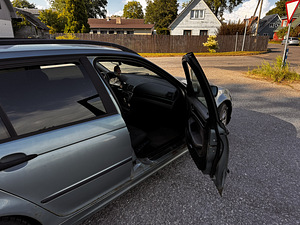 BMW 320d 110kw 5manu (4 foto / 7)