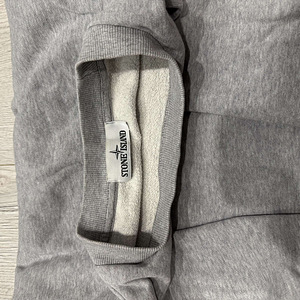 Stone Island (1 foto / 3)