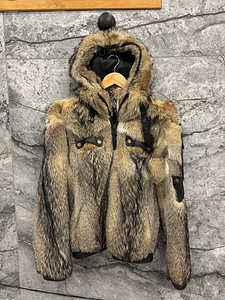 Rare! Stella Rossa Arctic Wolf Fur Coat (1 foto / 10)