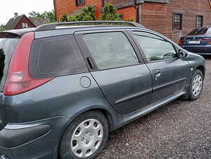Peugeot 206 (5 foto / 6)