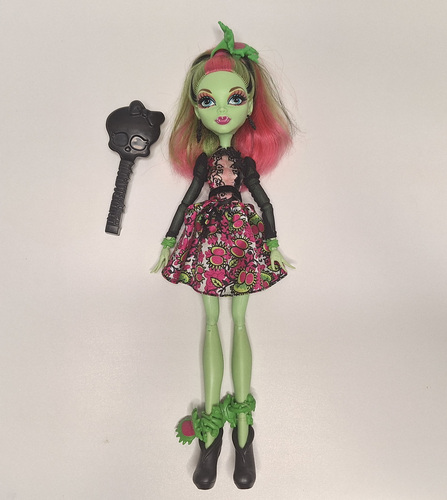 Monster High Gloom & Bloom Venus McFlytrap Doll Mattel