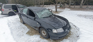 Volkswagen Passat (6 foto / 10)