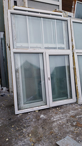 Lietoti logi PVC/ окна б/у (3 фото из 10)
