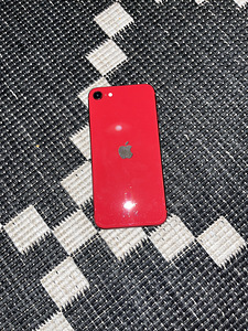 iPhone Se (2020) 64GB (2 foto / 3)