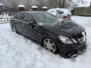 Mercedes-benz E350 CGI AVARILINE (1 foto / 12)