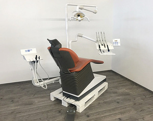 SIRONA C3+ hambaraviüksus (6 foto / 10)