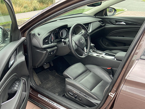 Opel Insignia Sports Tourer Innovation Plus 1.5 121kW (10 foto / 12)