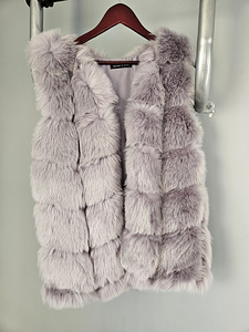 Vest (1 foto / 2)