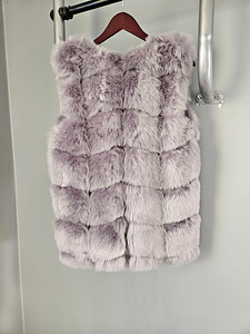 Vest (2 foto / 2)