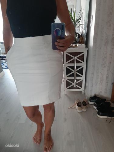 Белая юбка H&M (38) (фото #1)