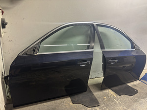 Кузовные детали BMW E60/61 (1 фото из 4)