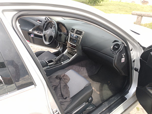 Lexus IS 220D (2 foto / 7)