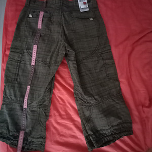 Продам новые бермуды р.30 (2 фото из 3)