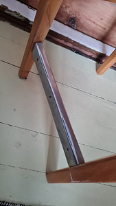 Stiilne puidust pukk- tool (6 foto / 6)
