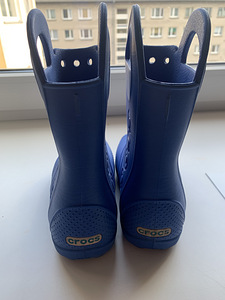 CROCS™ KIDS' HANDLE IT RAIN BOOT (3 foto / 5)