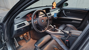 BMW E91 320D (8 foto / 8)