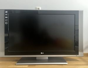 Телевизор LG 55” (2 фото из 5)