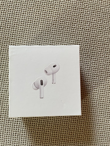 Airpods pro 2, копия (2 фото из 8)