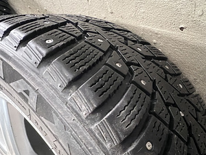 Honda veljad 215/55 R17 (3 foto / 3)