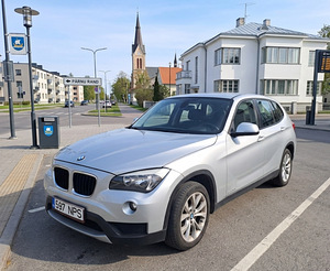 BMW X1 2013 (1 фото из 2)