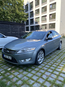 Ford Mondeo (2 foto / 10)
