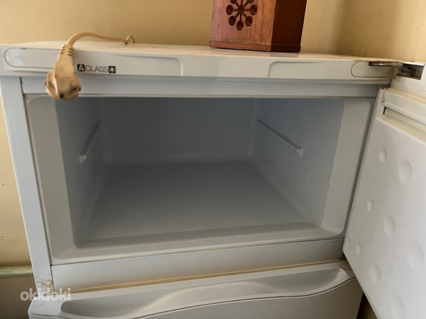 Külmkapp, холодильник Indesit R24 (фото #2)