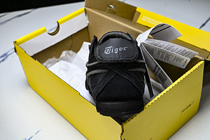 ONITSUKA TIGER MEXICO 66 (5 foto / 5)
