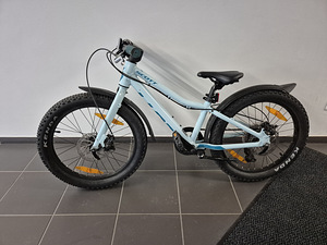 Детский велосипед (1 фото из 5)