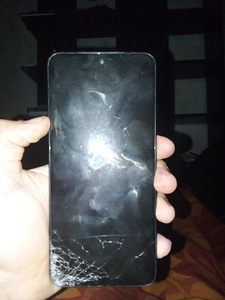 Redmi Note 11 telefon 64GB remontimiseks või varuosadeks (3 foto / 3)