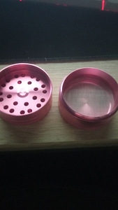Grinder (3 foto / 4)
