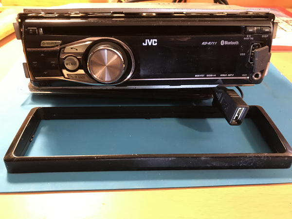 Автомагнитола JVC KD-R771