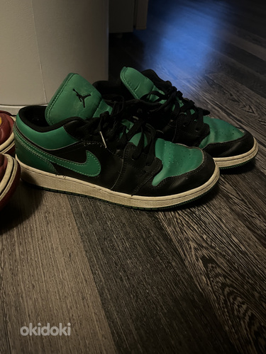 Nike air jordan low
