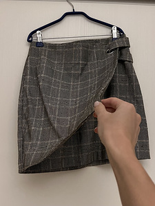 Hall ruuduline seelik H&M (2 foto / 2)
