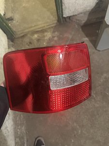 Audi A6 C5 tagumine vasak tagatuli kasutatud (1 foto / 1)
