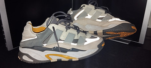 Adidas (1 фото из 1)