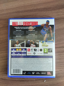 Nba 2k26 (2 foto / 2)