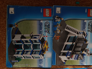LEGO City 7498 Police Station (2011) оригинальный (8 фото из 10)