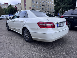 Mercedes-Benz E-class W212 2010 (4 foto / 9)