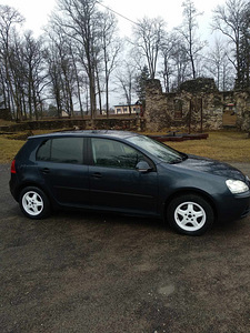 Müüa hooldatud, korralik ja öknoomne Golf 5 1.6 75 kW (6 foto / 10)