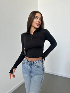 Женский топ (1 фото из 4)