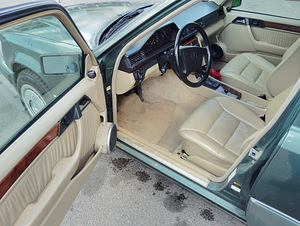 Mercedes-Benz 300TE 4MATIC (8 фото из 11)