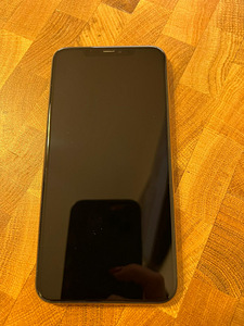 iPhone 11 pro max 64 gb (2 фото из 5)