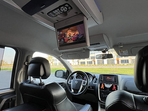 Lancia Grand Voyager MY2016 PLATINUM STOW&GO 2.8CRD Vahetus (1 foto / 15)