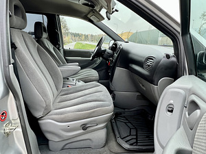 CHRYSLER VOYAGER 2.8CRD ATM JARELMAKSU VÕIMALUS (11 foto / 15)