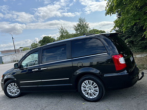 LANCIA GRAND VOYAGER PLATINUM FACELIFT MY2013 JARELMAKS (6 foto / 15)