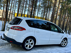 FORD S-MAX 2.0TDCI ATM PANORAMA FACELIFT MY2015 7 KOHTA (6 foto / 15)