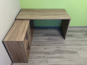 Стол (4 фото из 10)