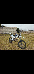 Питбайк Upbeat 125cc 17/14 (2 фото из 7)