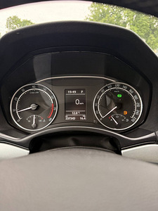 Skoda Octavia VRS (14 foto / 15)